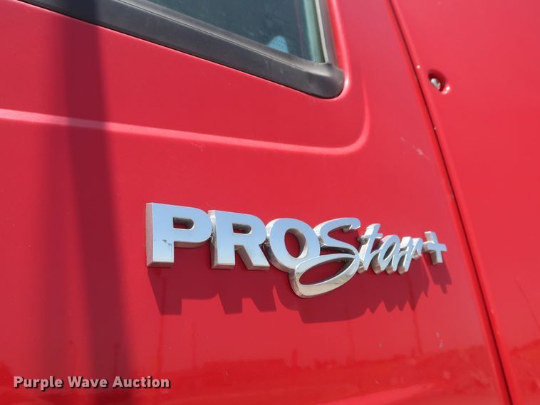 image for item HT9557 2015 International ProStar  semi truck