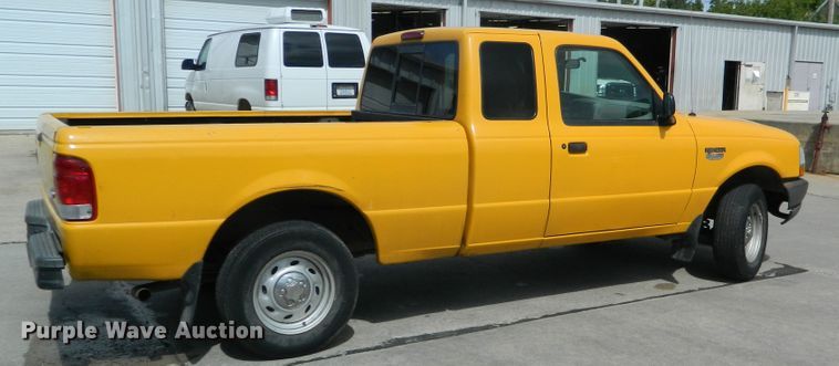 image for item DB4999 2000 Ford Ranger  SuperCab pickup truck