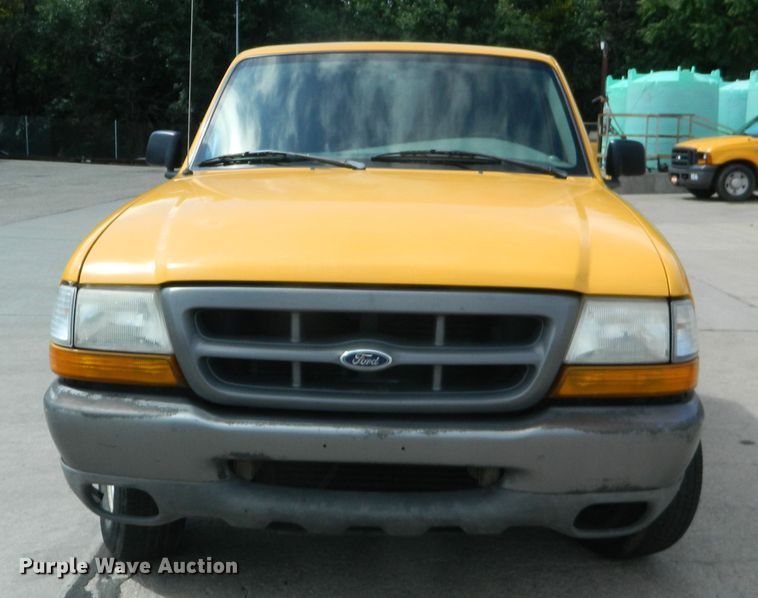image for item DB4999 2000 Ford Ranger  SuperCab pickup truck