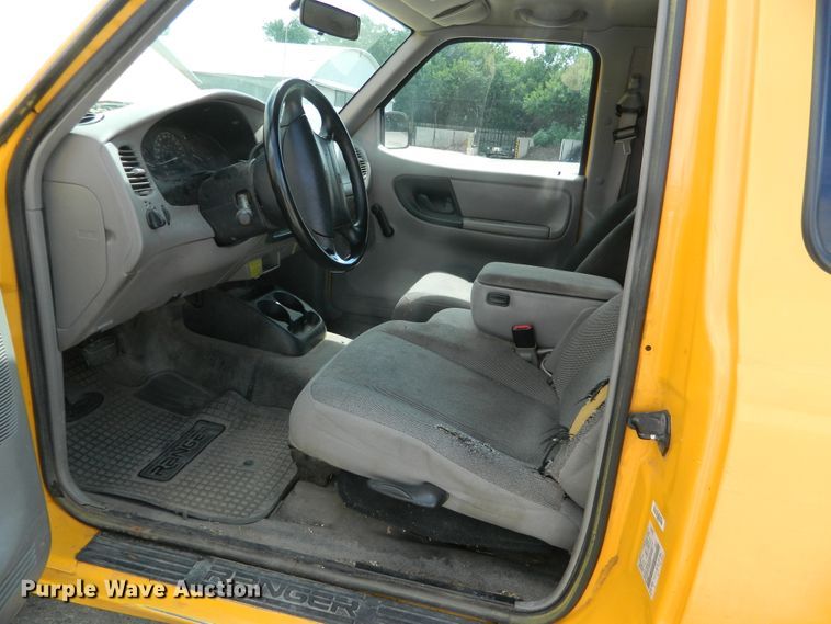 image for item DB4999 2000 Ford Ranger  SuperCab pickup truck