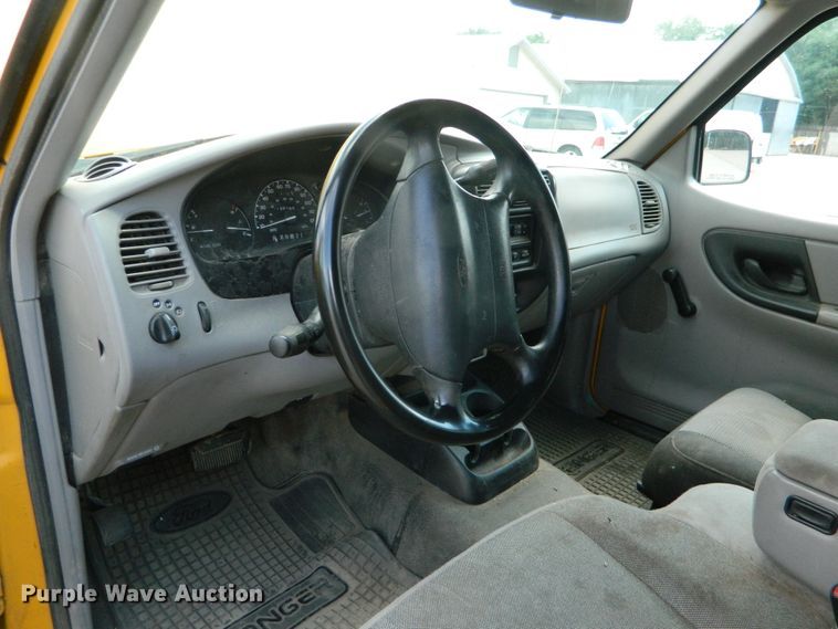 image for item DB4999 2000 Ford Ranger  SuperCab pickup truck