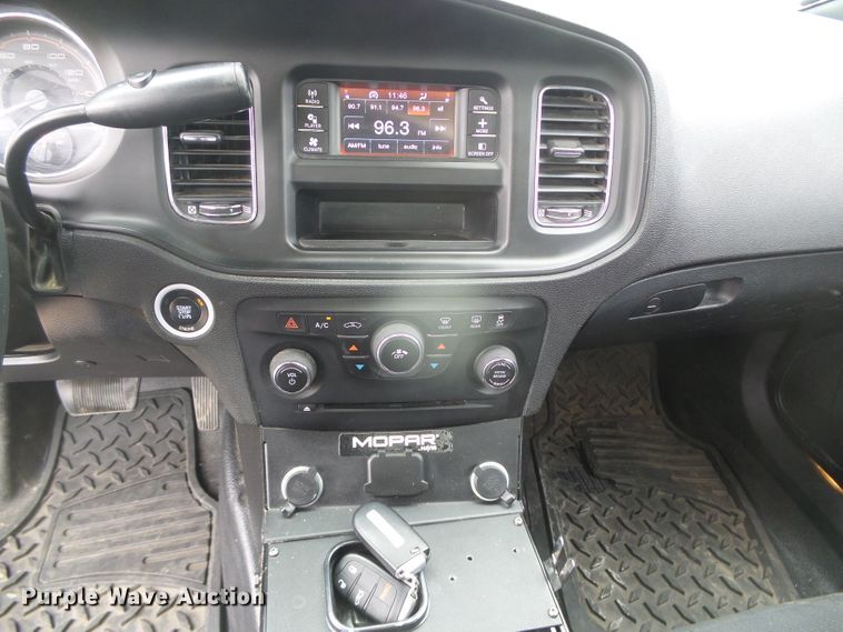 image for item DD0411 2014 Dodge Charger Police