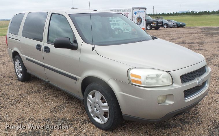 image for item DD0412 2008 Chevrolet Uplander  van