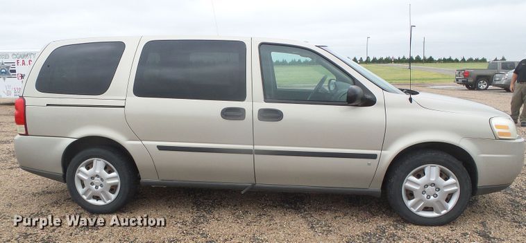 image for item DD0412 2008 Chevrolet Uplander  van