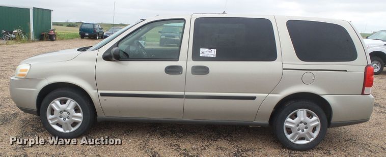 image for item DD0412 2008 Chevrolet Uplander  van