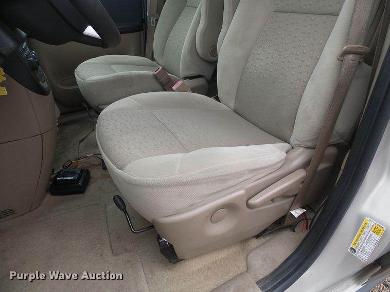 image for item DD0412 2008 Chevrolet Uplander  van