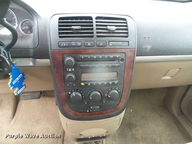 image for item DD0412 2008 Chevrolet Uplander  van