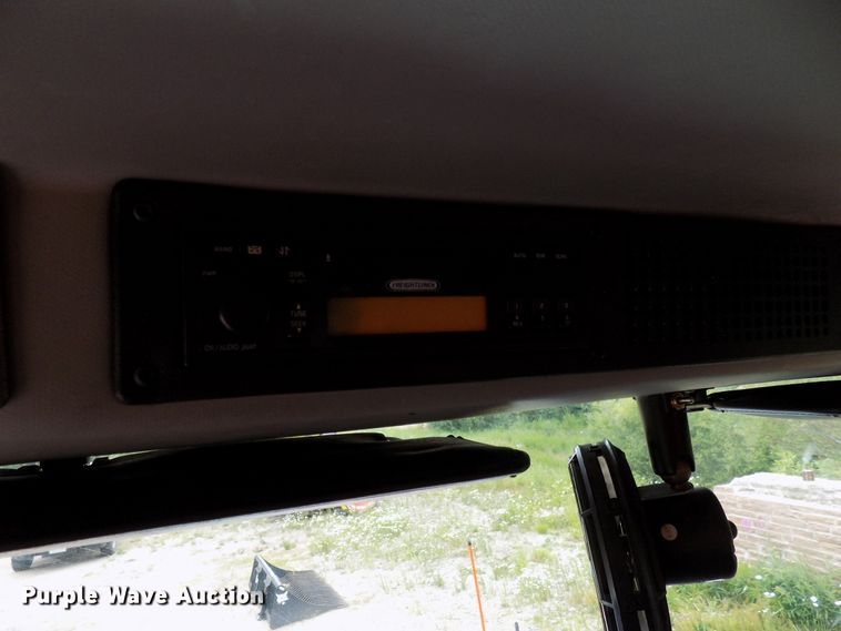 image for item DD6129 2001 Freightliner FL80  spreader truck