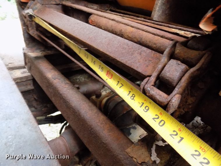 image for item DD6129 2001 Freightliner FL80  spreader truck