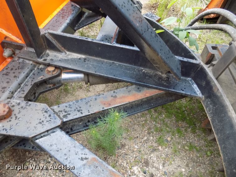 image for item DD6129 2001 Freightliner FL80  spreader truck