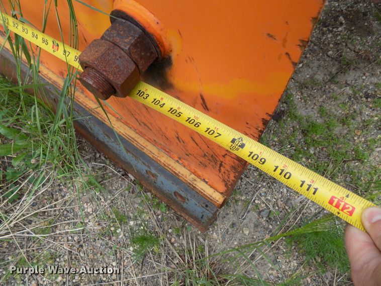 image for item DD6129 2001 Freightliner FL80  spreader truck