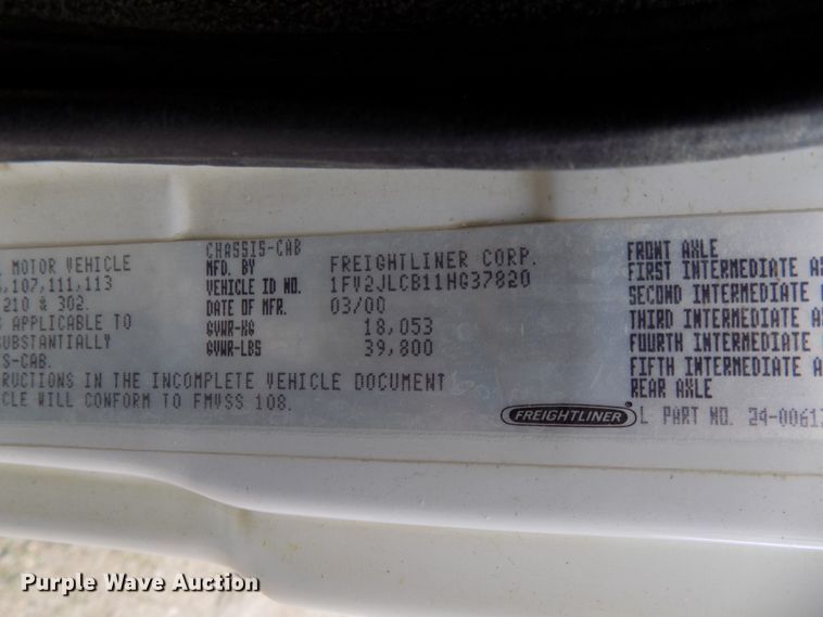 image for item DD6129 2001 Freightliner FL80  spreader truck