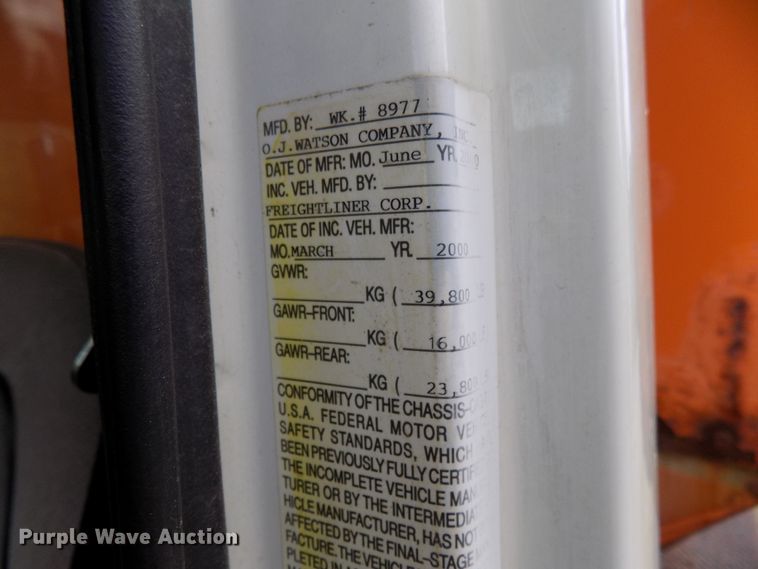 image for item DD6129 2001 Freightliner FL80  spreader truck