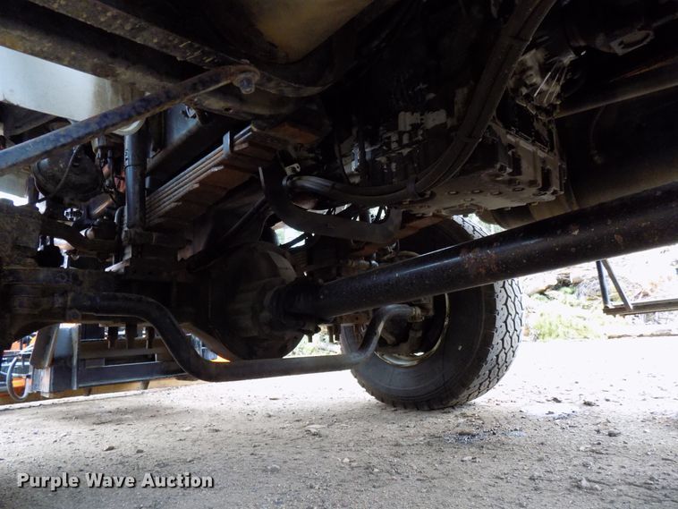 image for item DD6130 2001 Freightliner FL80  spreader truck