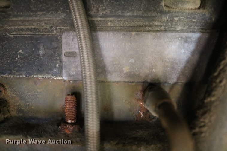 image for item DD6132 2000 Orion  shuttle bus