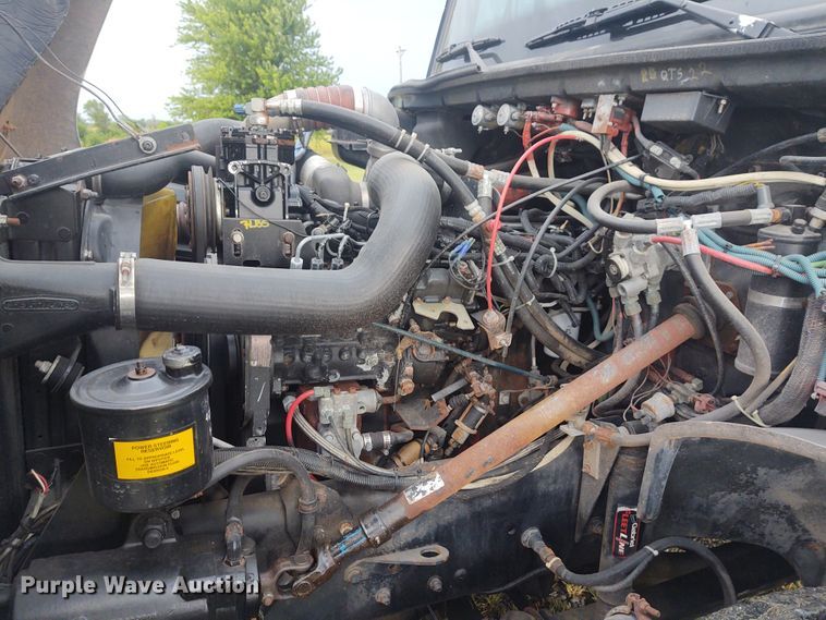 image for item DE7028 1996 Freightliner FL80  E-One heavy wet rescue fire truck