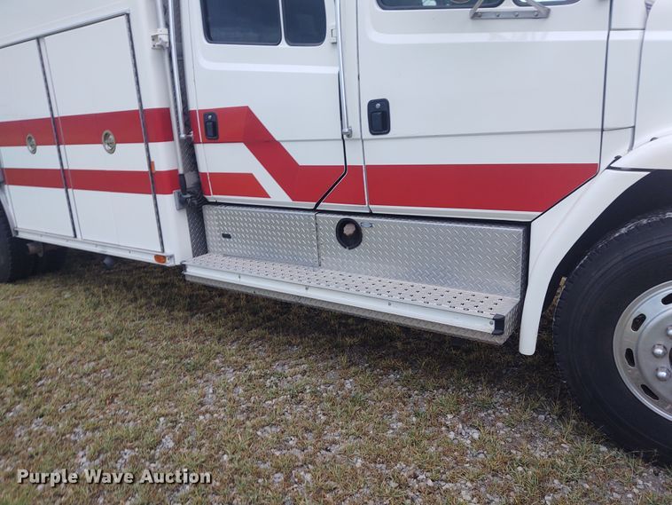 image for item DE7028 1996 Freightliner FL80  E-One heavy wet rescue fire truck