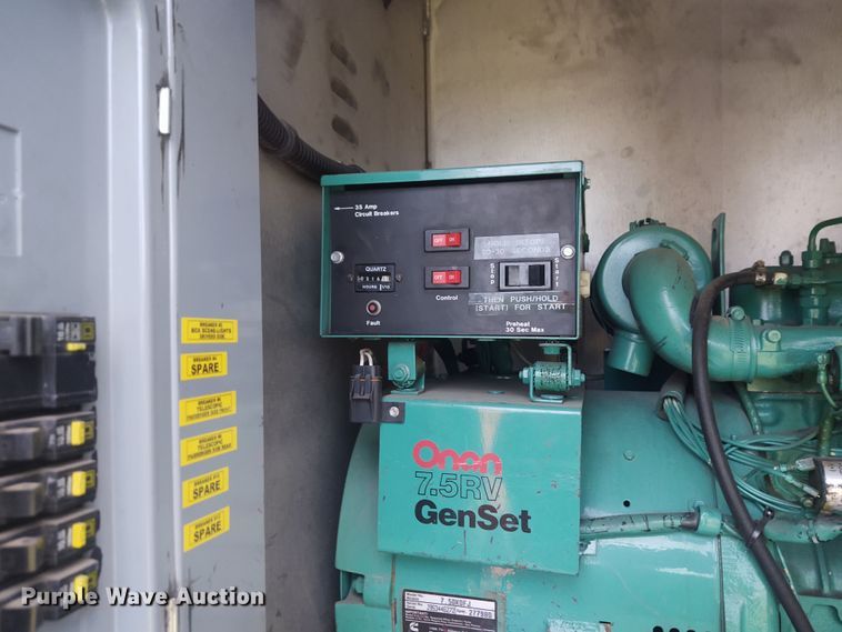 image for item DE7028 1996 Freightliner FL80  E-One heavy wet rescue fire truck