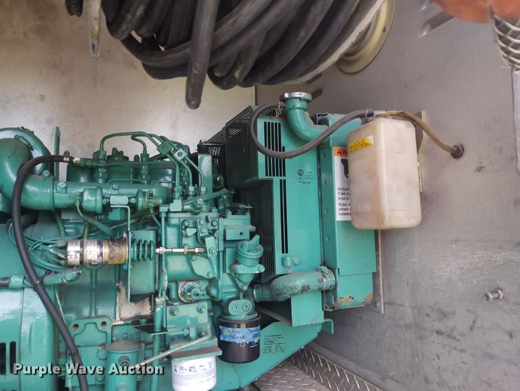 image for item DE7028 1996 Freightliner FL80  E-One heavy wet rescue fire truck