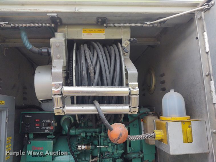 image for item DE7028 1996 Freightliner FL80  E-One heavy wet rescue fire truck