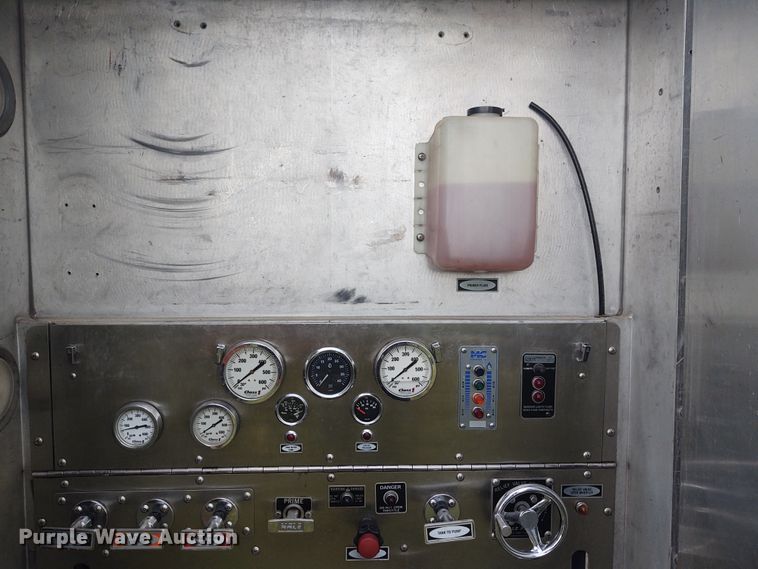 image for item DE7028 1996 Freightliner FL80  E-One heavy wet rescue fire truck