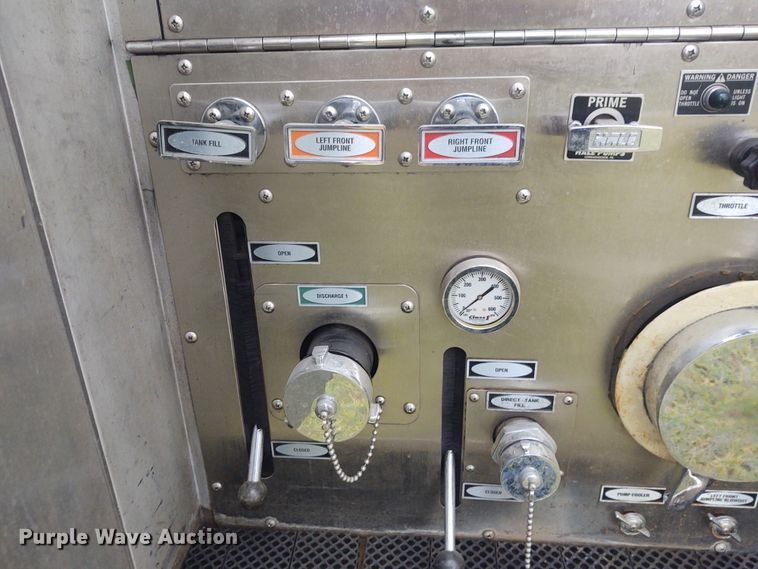 image for item DE7028 1996 Freightliner FL80  E-One heavy wet rescue fire truck