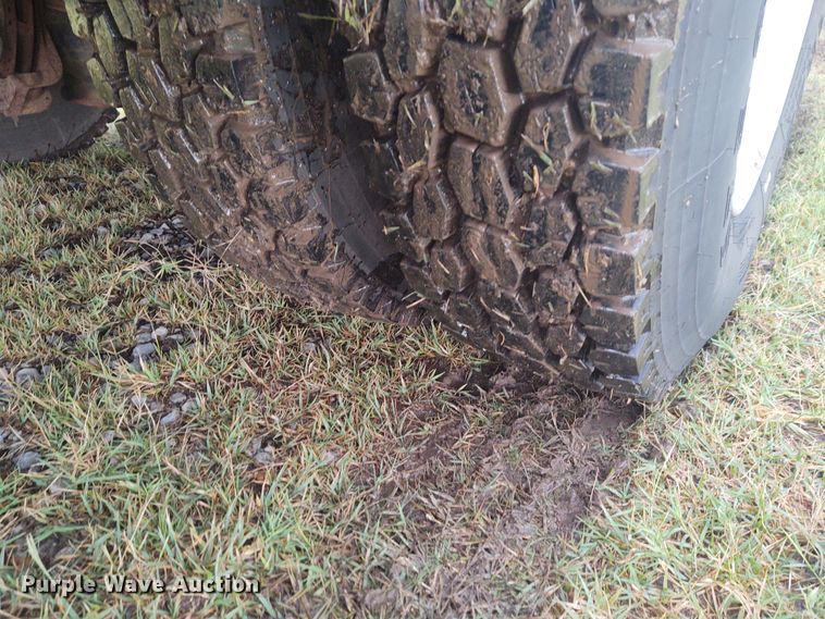 image for item DE7028 1996 Freightliner FL80  E-One heavy wet rescue fire truck