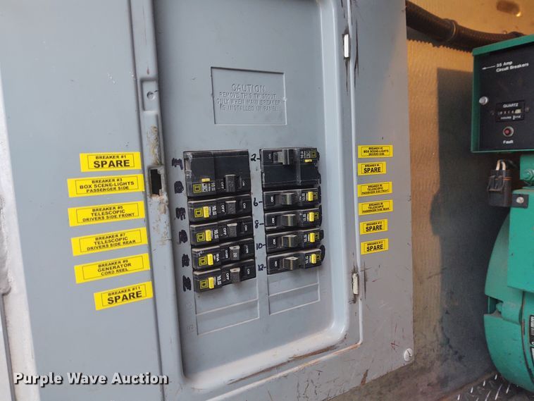 image for item DE7028 1996 Freightliner FL80  E-One heavy wet rescue fire truck