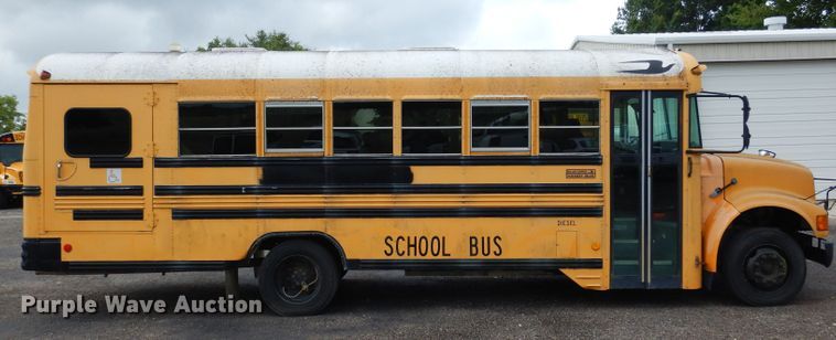 image for item DF2637 2001 International 3800 Blue Bird  school bus