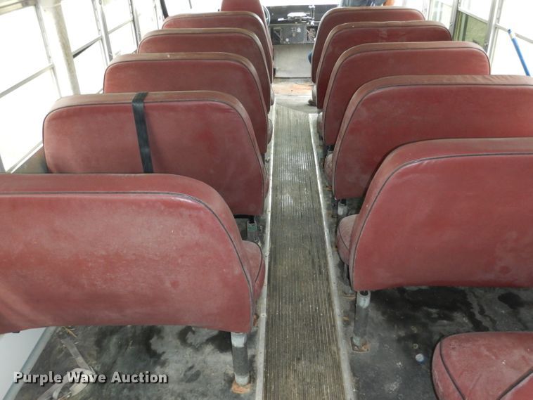 image for item DF2637 2001 International 3800 Blue Bird  school bus