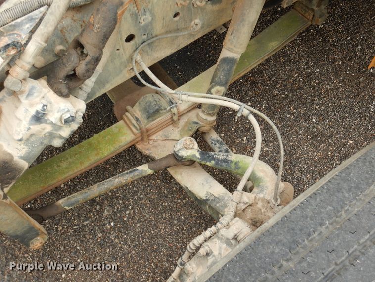 image for item DF2637 2001 International 3800 Blue Bird  school bus