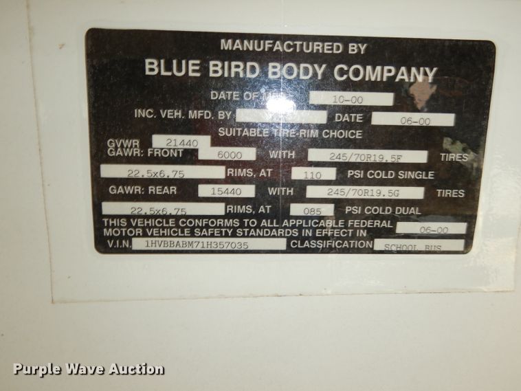 image for item DF2637 2001 International 3800 Blue Bird  school bus