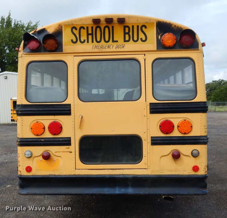 image for item DF2638 1994 International 3700  school bus