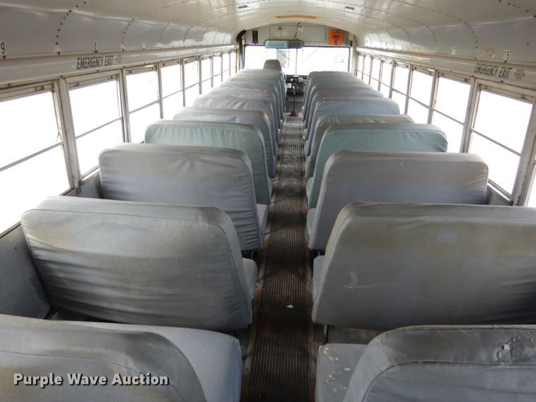 image for item DF2638 1994 International 3700  school bus