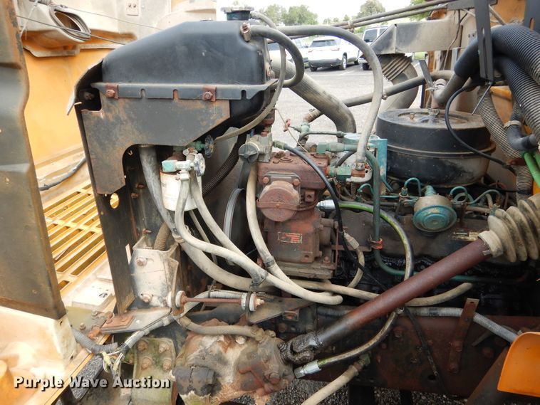 image for item DF2638 1994 International 3700  school bus