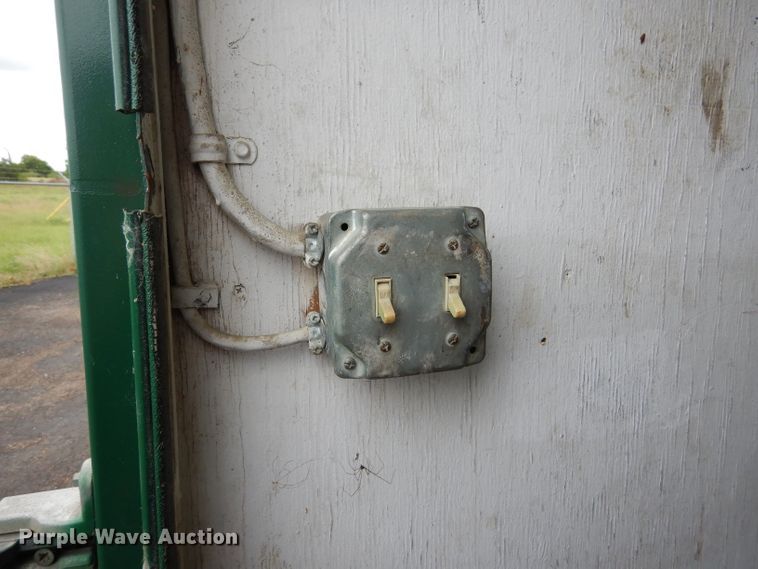 image for item DF2640 1999 S&H enclosed cargo trailer