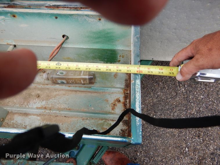 image for item DF2640 1999 S&H enclosed cargo trailer