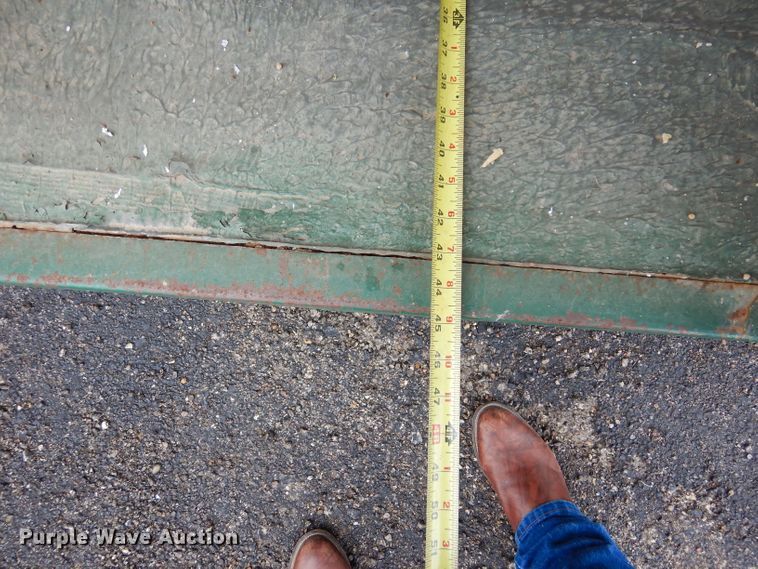 image for item DF2640 1999 S&H enclosed cargo trailer