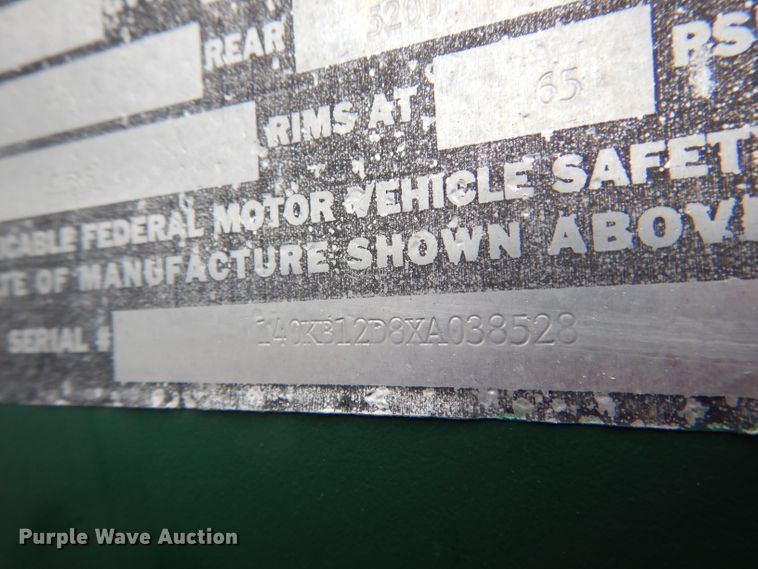 image for item DF2640 1999 S&H enclosed cargo trailer