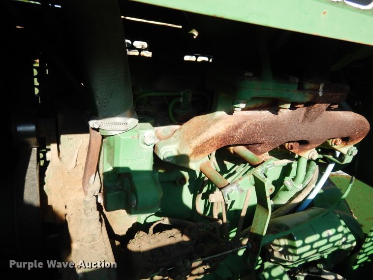 image for item DF4224 1998 John Deere 250XP wood chipper