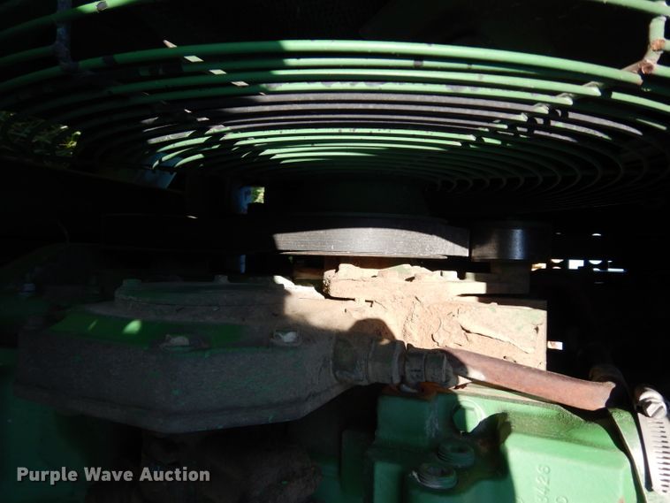 image for item DF4224 1998 John Deere 250XP wood chipper