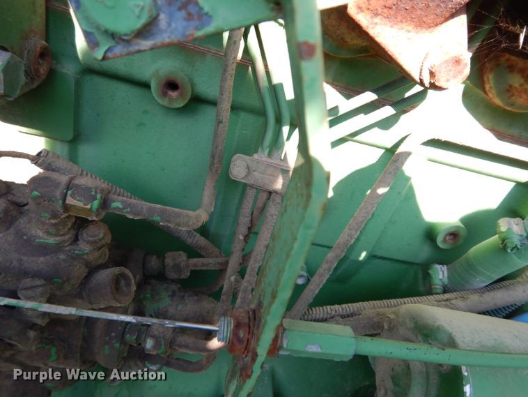 image for item DF4224 1998 John Deere 250XP wood chipper