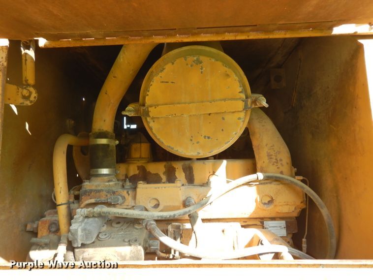 image for item DF4227 1987 Caterpillar 120  motor grader