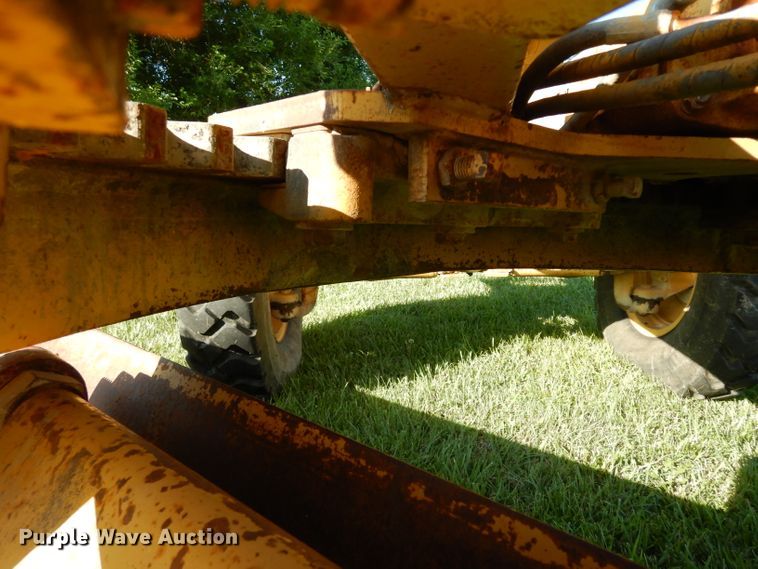 image for item DF4227 1987 Caterpillar 120  motor grader