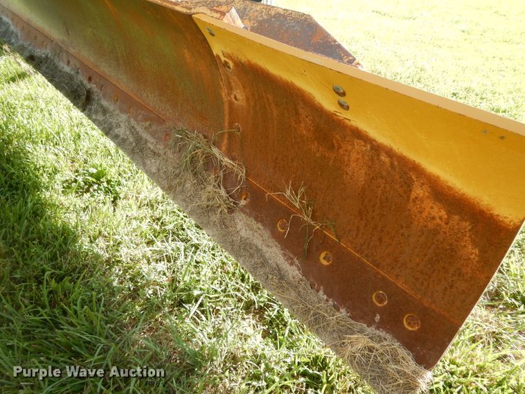 image for item DF4227 1987 Caterpillar 120  motor grader