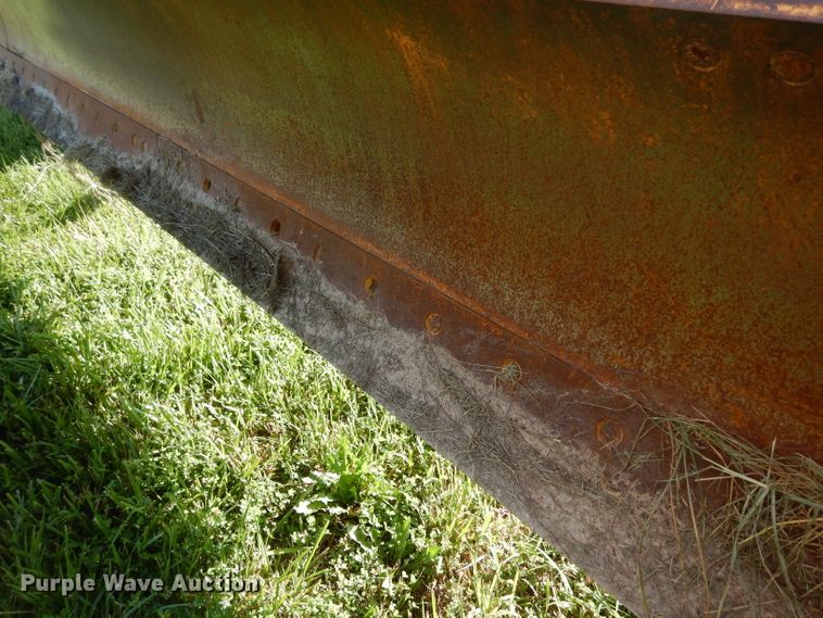 image for item DF4227 1987 Caterpillar 120  motor grader