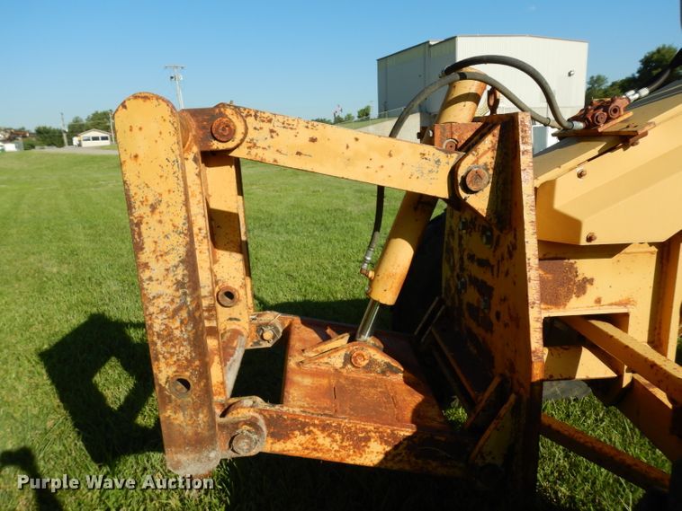 image for item DF4227 1987 Caterpillar 120  motor grader