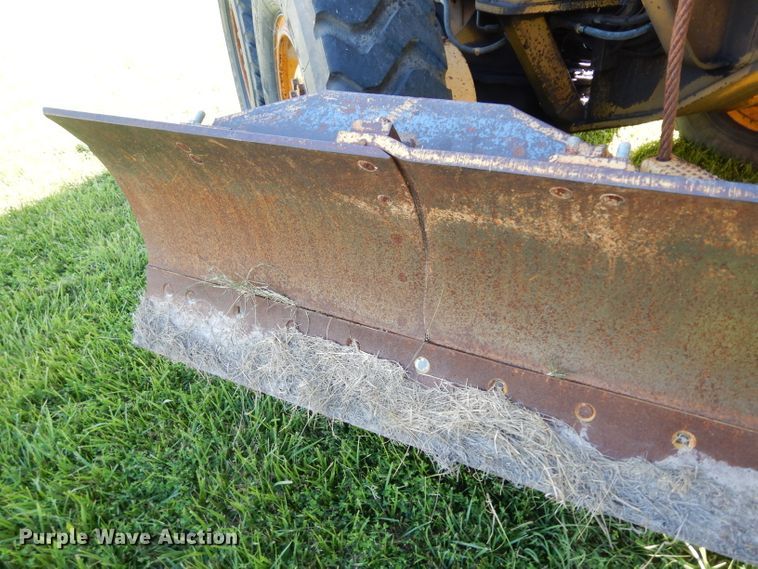 image for item DF4227 1987 Caterpillar 120  motor grader