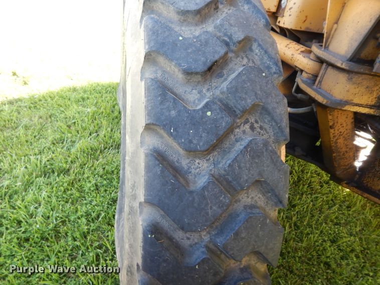 image for item DF4227 1987 Caterpillar 120  motor grader