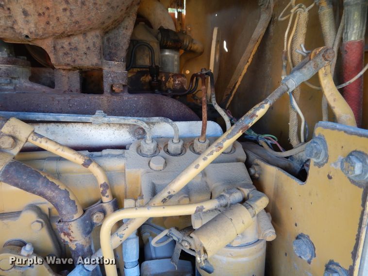 image for item DF4227 1987 Caterpillar 120  motor grader